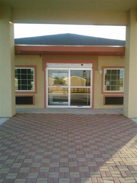 Americas Best Value Inn Dilley Exterior foto